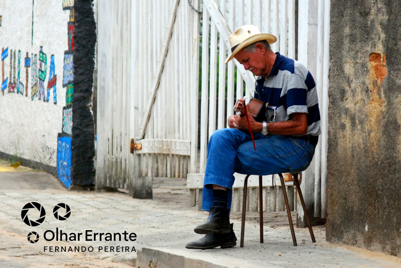 Tocador de Viola (Gonçalves, MG)